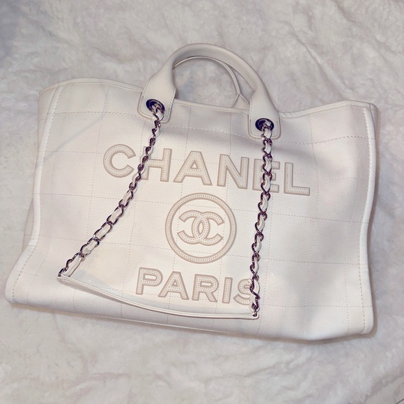 Chanel Deauville Large Shopping Bag White - Picture 1 of 15